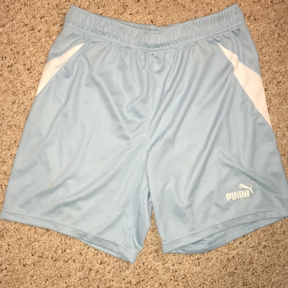 Women’s Puma Baby Blue Size Medium Shorts